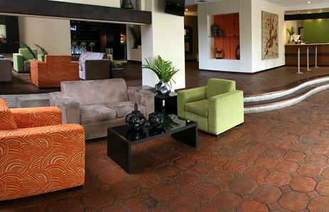 Guaparo Inn วาเลนเซีย ภายนอก รูปภาพ