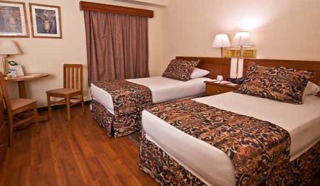 Guaparo Inn วาเลนเซีย ภายนอก รูปภาพ